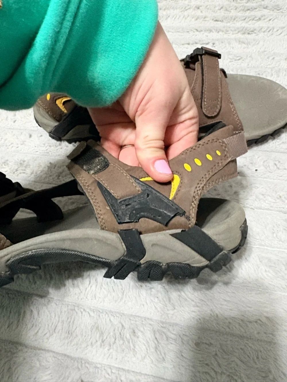 Merrell Hiking Sandals Men’s 10 Brown Yellow Vibram Outdoor Trail Sport
